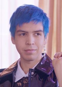 Julio Torres
as Andrés