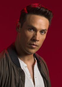 Kevin Alejandro
as Dan Espinoza