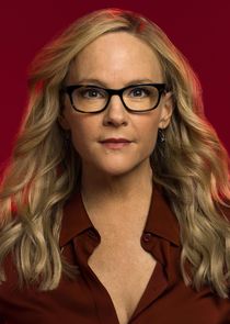 Rachael Harris
as Linda Martin
