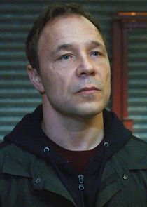 Stephen Graham
as DS John Corbett
