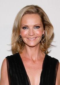 Joan Allen
as Amanda Debusher