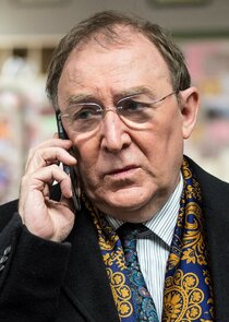 Dermot Crowley
as DSU Martin Schenk