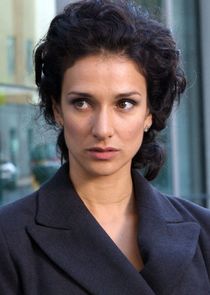 Indira Varma
as Zoe Luther