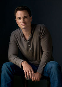 Kerr Smith
as Ryan Thomas