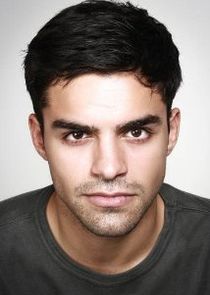 Sean Teale
as Ethan