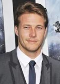 Luke Bracey
as Jamie Caplan