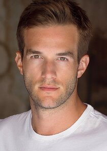 Andy Favreau
as Young Mark