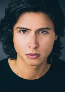 Jordan Connor
as Kevin