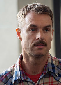 Murray Bartlett
as Dom