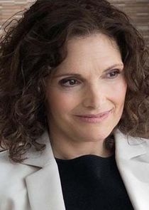 Mary Elizabeth Mastrantonio
as S.A.C. Nasreen 