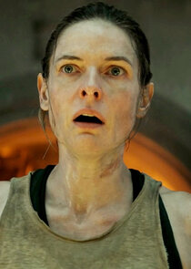 Rebecca Ferguson
as Juliette Nichols