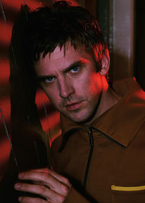 Dan Stevens
as David Haller