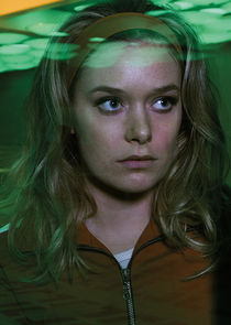 Rachel Keller
as Sydney 