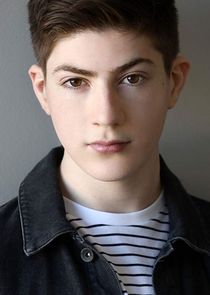 Mason Cook
as Aiden Odum