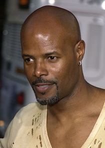 Keenen Ivory Wayans
as Judge