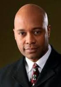 Palmer Williams Jr.
as Floyd