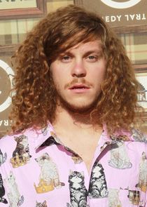 Blake Anderson
as Swagmeister