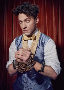 Michael Weston
as Harry Houdini