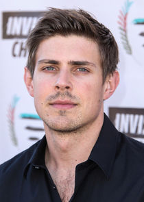 Chris Lowell
as Jesse