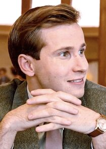 Nicholas Podany
as Joey Shorter