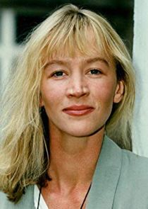 Kitty Aldridge
as Sarah Harding