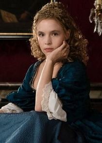 Jessica Clark
as Elizabeth Charlotte, Princess of Palatinate