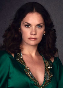 Ruth Wilson
as Marisa Coulter