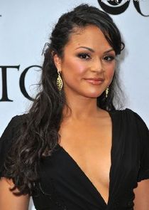 Karen Olivo
as Cassie Reynolds