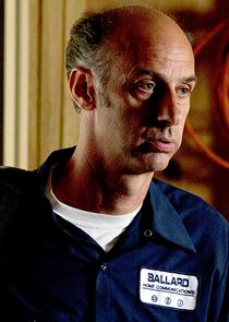 David Marciano
as Virgil Maravich