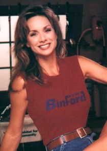 Debbe Dunning
as Heidi Keppert