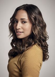 Meaghan Rath
as Tani Rey