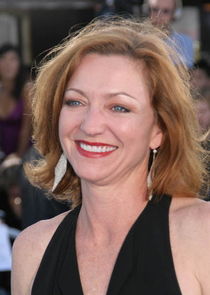 Julie White
as Helen Smallwood