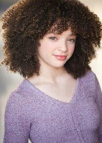 Hannah Love Lanier
as Kate McNamara