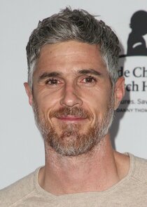 Dave Annable
as Neal McNamara
