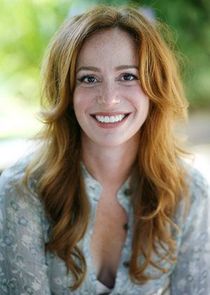 Rebecca Creskoff
as Lenore Bernard