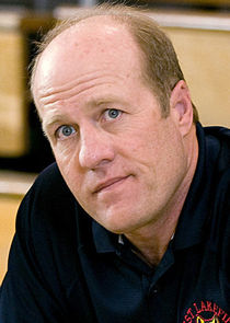 Gregg Henry
as Mike