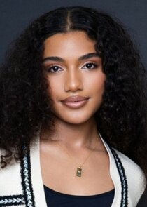 Dior Goodjohn
as Robyn Rook