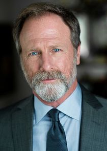 Louis Herthum
as Sheriff Frank Briggs Sr.