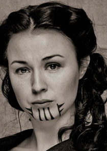 Robin McLeavy
as Eva