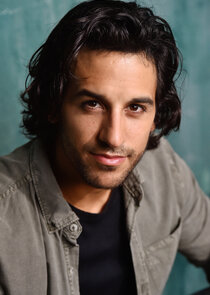 Deniz Akdeniz
as Mato