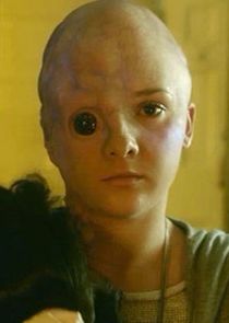 Madeleine Martin
as Shelley Godfrey