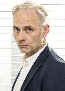 Mark Bonnar
as Neil Sommer