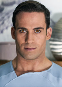 Dino Fetscher
as Stanley