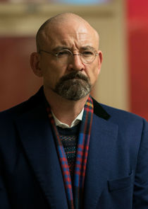 Ritchie Coster
as Mr. Blue