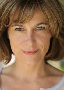 Fiona Dolman
as Jackie Bradley