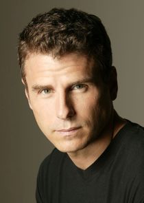 Jason Durr
as Mike Bradley