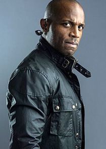 Billy Brown
as Archer Petit