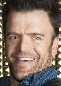 Kevin Weisman
as Kives