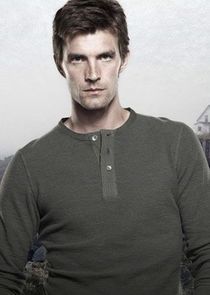 Lucas Bryant
as Nathan Wuornos
