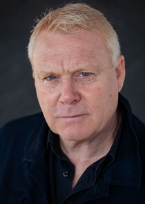 Thomas Craig
as Fenton Russell